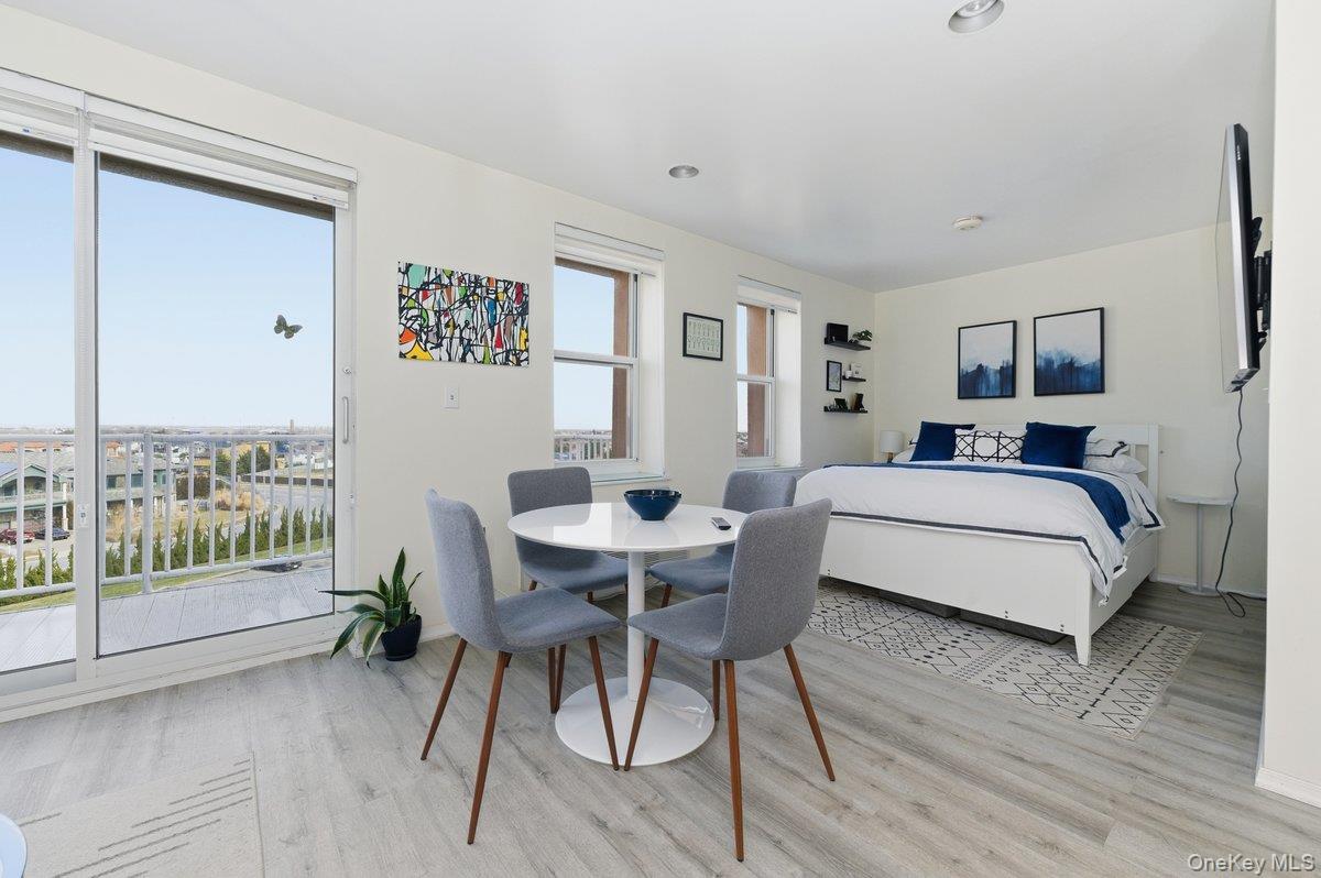 Condo Richmond  Nassau County, NY 11561, MLS-954852-6