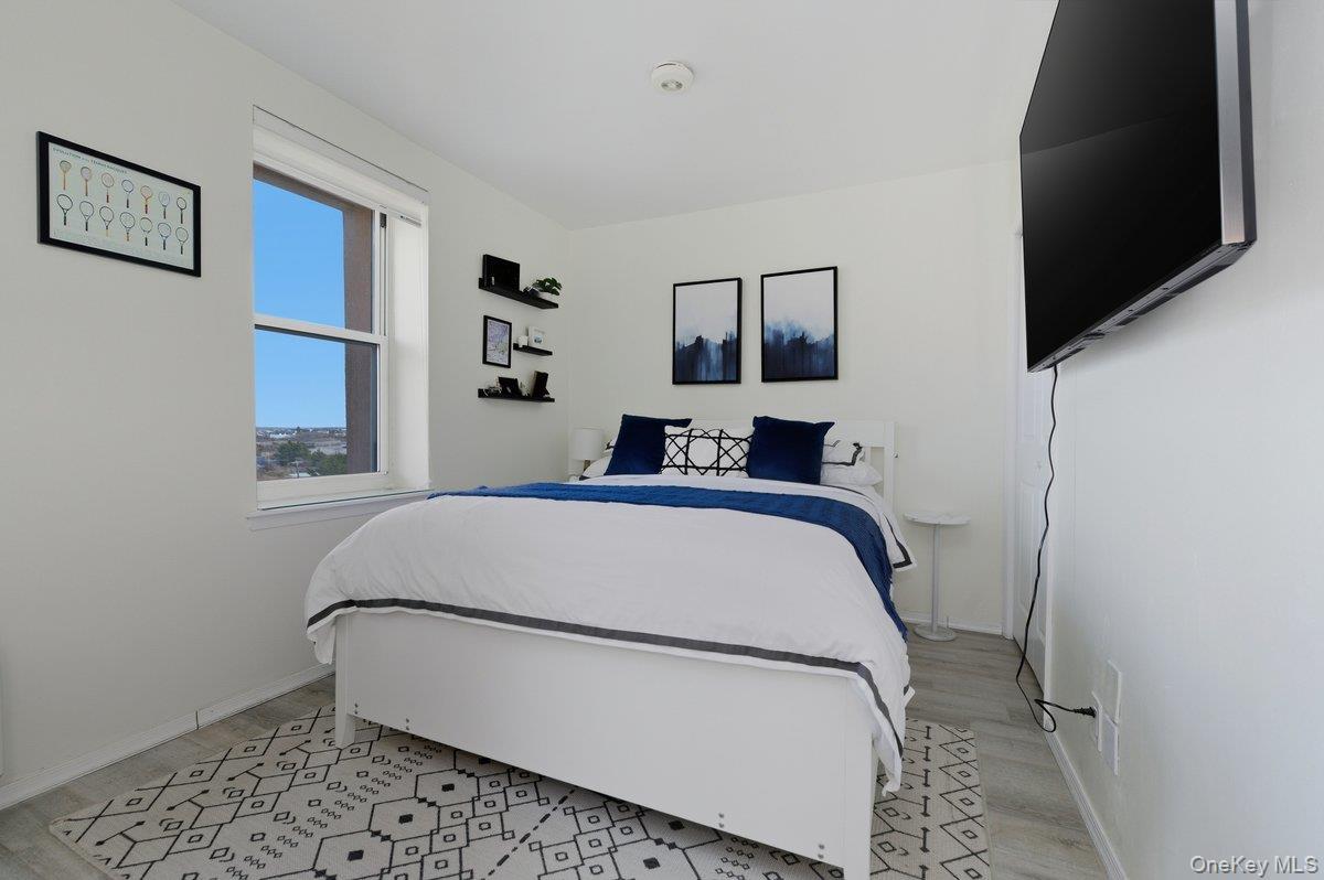 Condo Richmond  Nassau County, NY 11561, MLS-954852-9