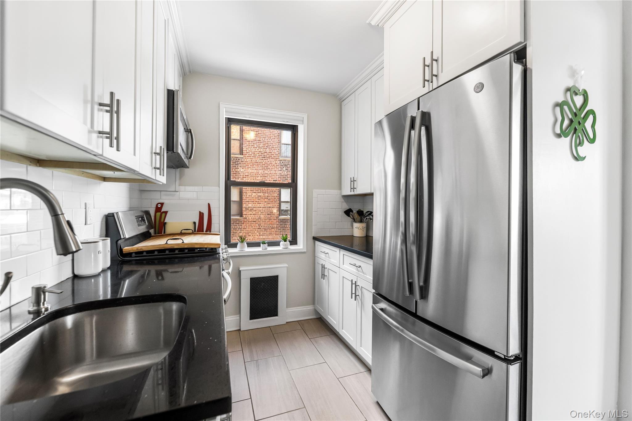 Coop Pelham  Westchester County, NY 10805, MLS-954939-15