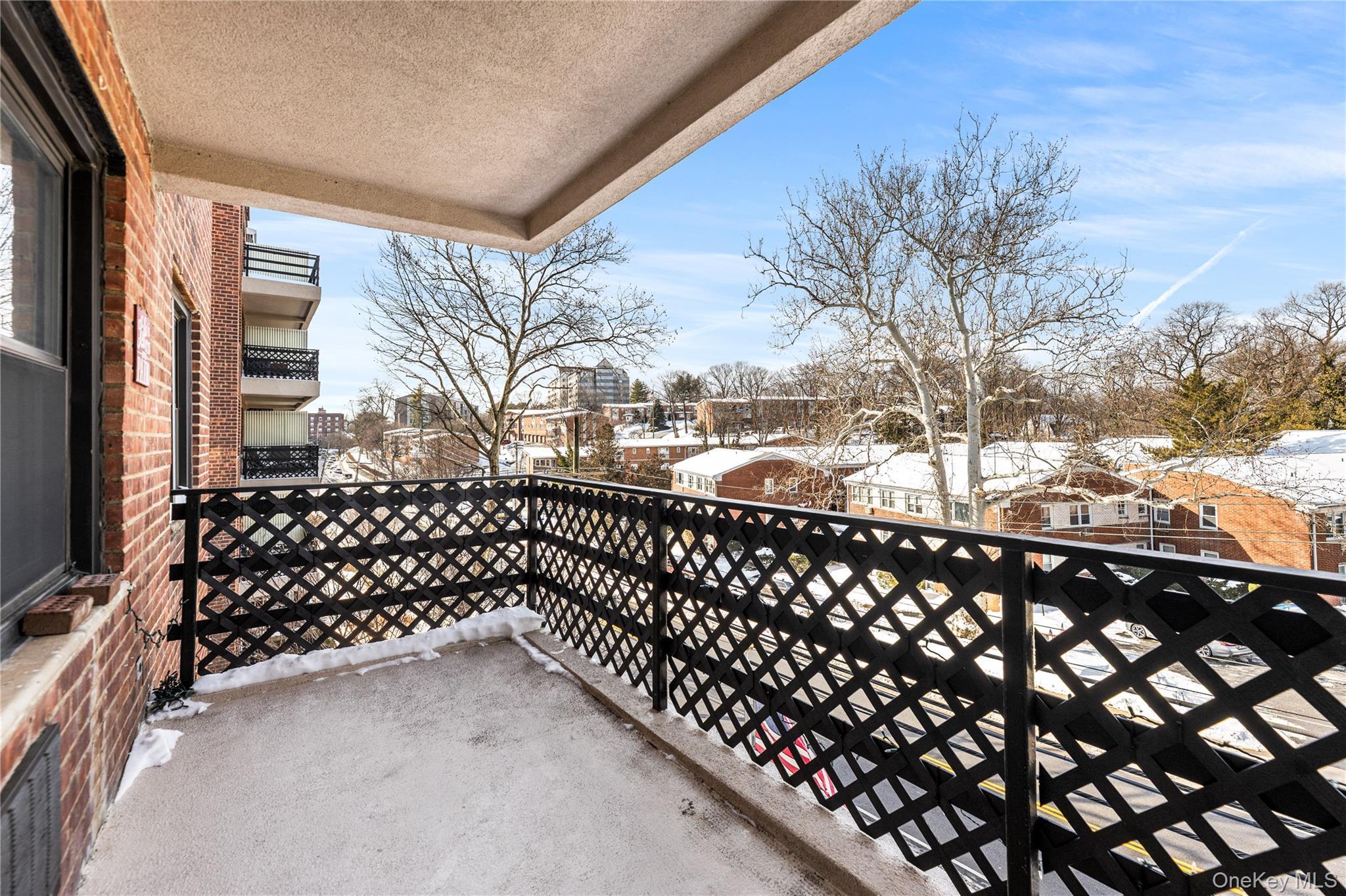 Coop Pelham  Westchester County, NY 10805, MLS-954939-20