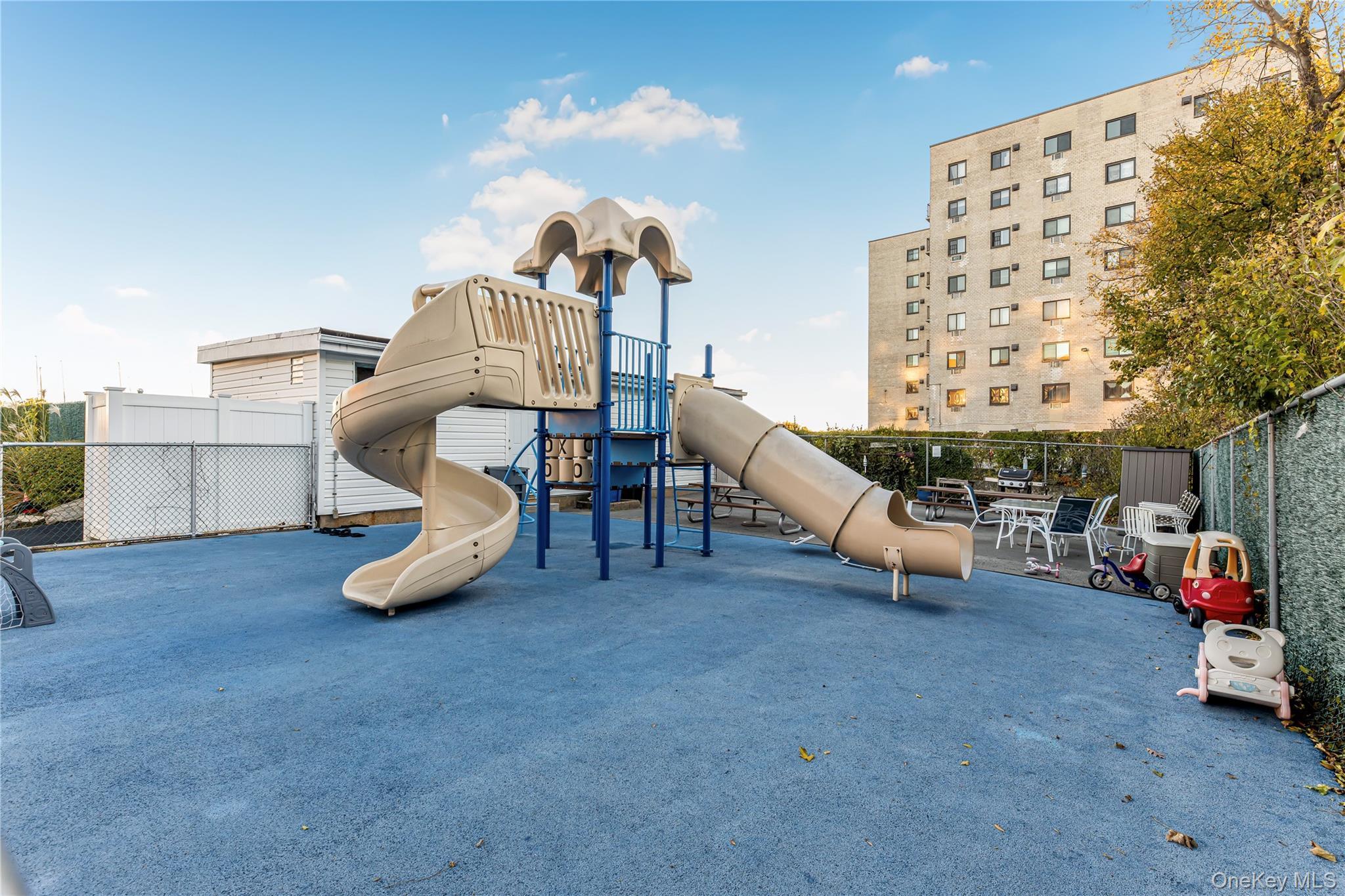 Coop Pelham  Westchester County, NY 10805, MLS-954939-22