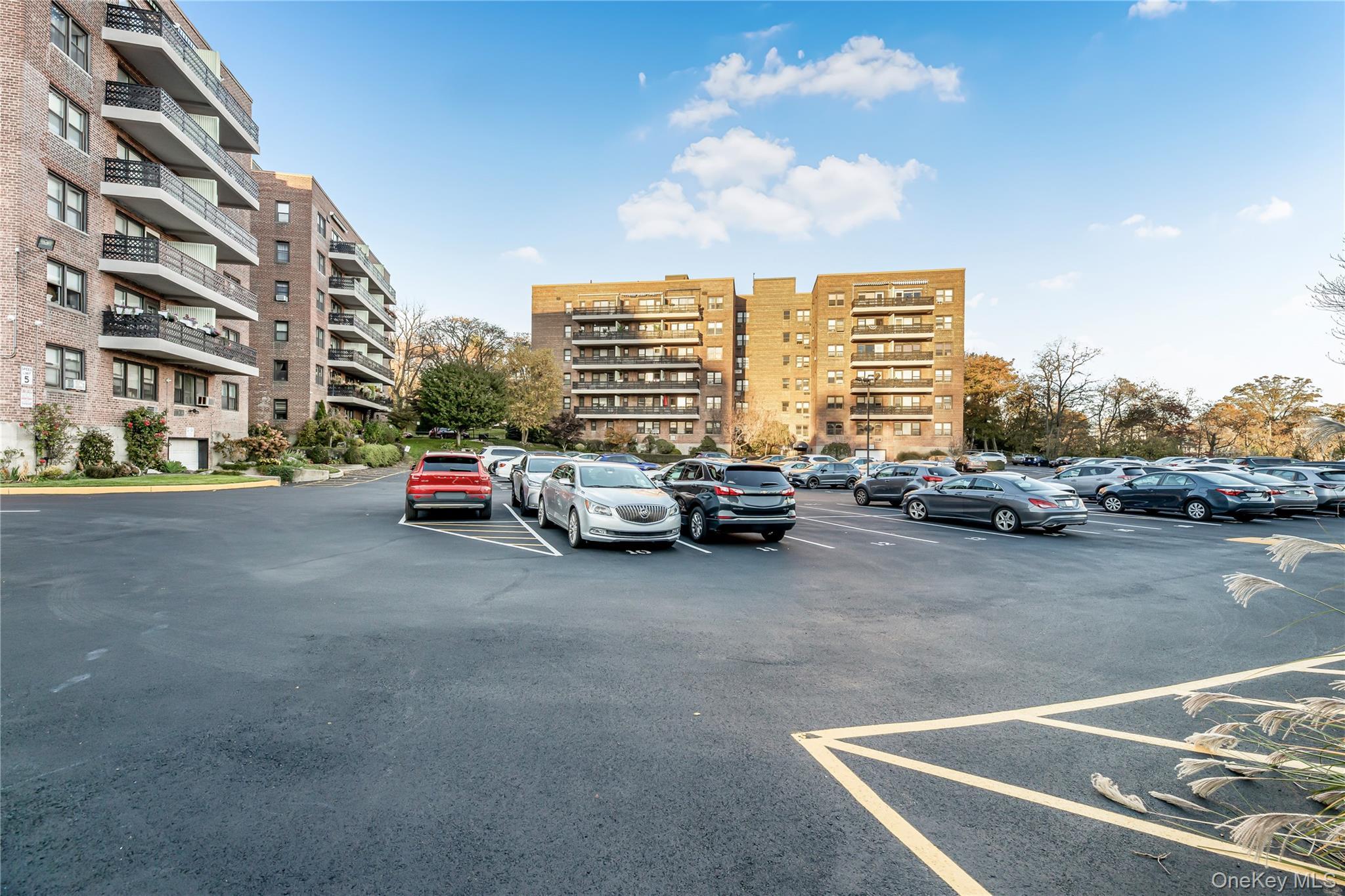 Coop Pelham  Westchester County, NY 10805, MLS-954939-25