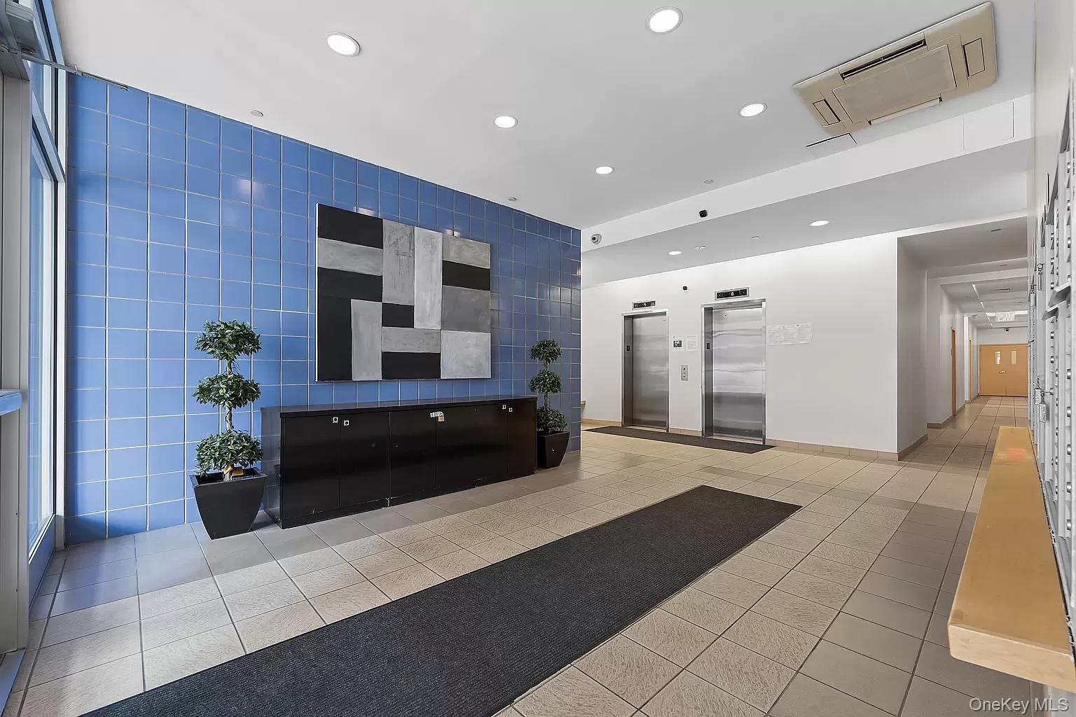 Condo 3rd  Bronx, NY 10451, MLS-954942-4