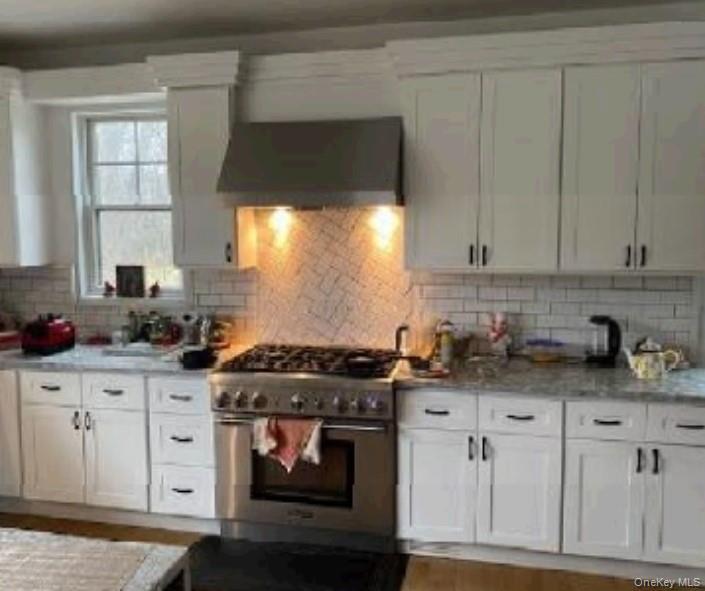 Single Family Squiretown Road Suffolk County, NY 11946, MLS-954945-14