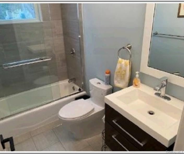 Single Family Squiretown Road Suffolk County, NY 11946, MLS-954945-20