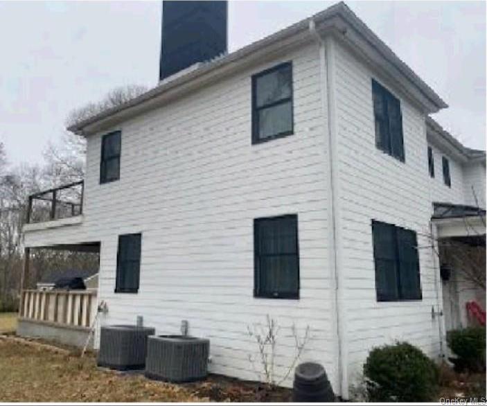 Single Family Squiretown Road Suffolk County, NY 11946, MLS-954945-3
