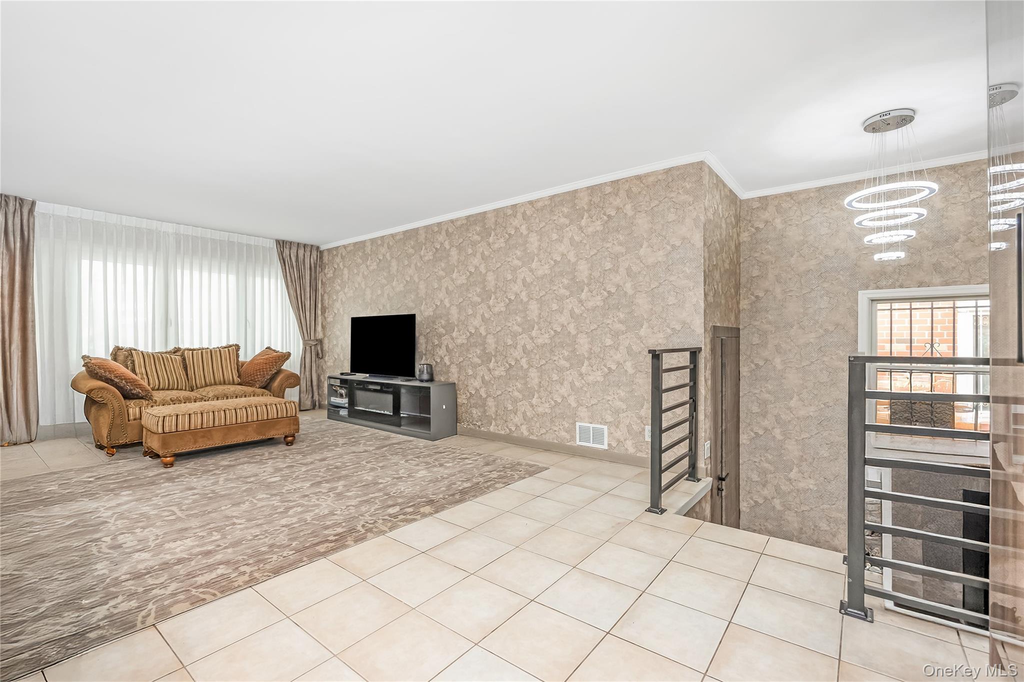 Single Family 167th  Queens, NY 11365, MLS-954964-5