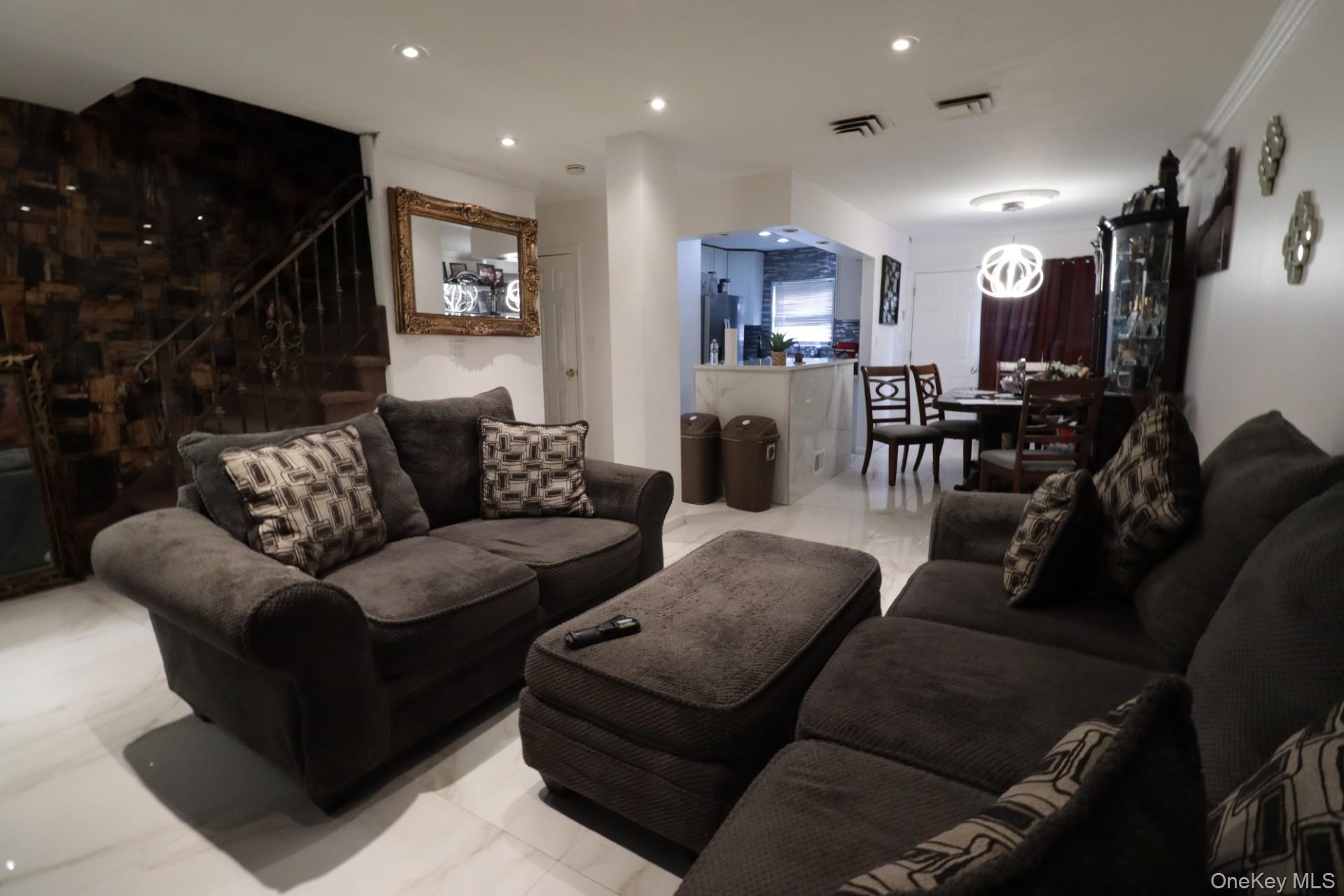 Single Family 167th  Queens, NY 11434, MLS-954975-6