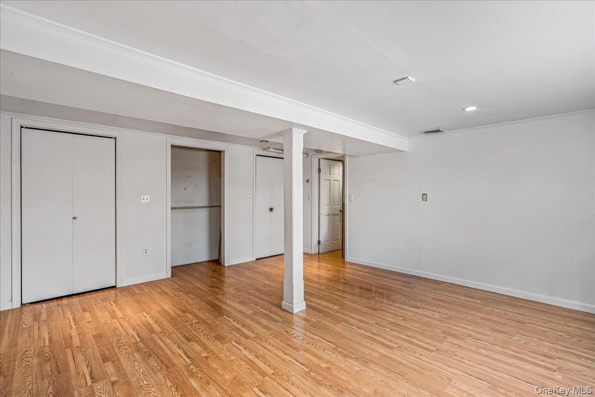 Single Family Harborview Drive Suffolk County, NY 11768, MLS-954989-28