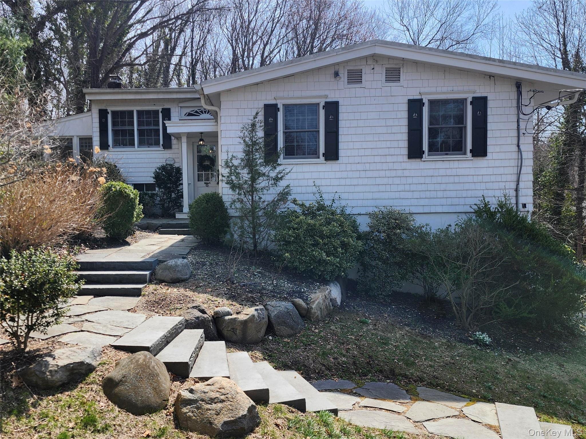 Single Family Harborview Drive Suffolk County, NY 11768, MLS-954989-3