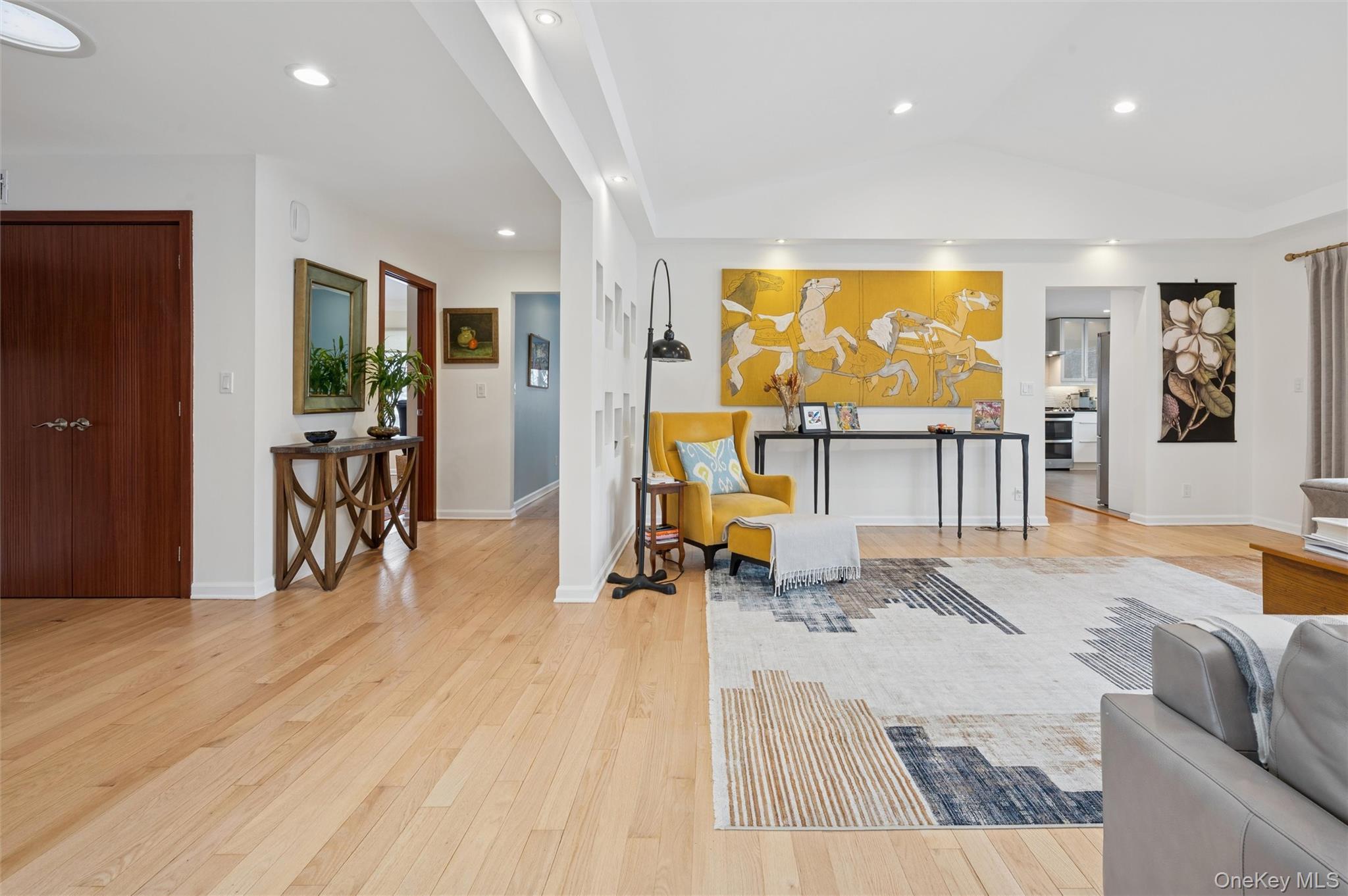 Single Family 254th  Bronx, NY 10471, MLS-954990-20