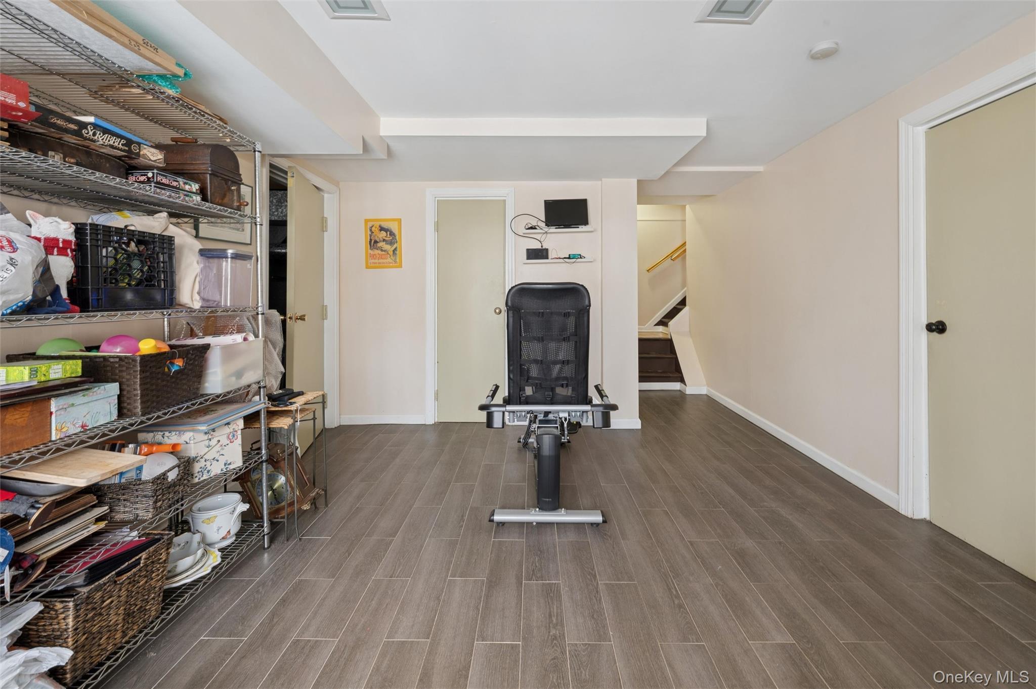 Single Family 254th  Bronx, NY 10471, MLS-954990-39