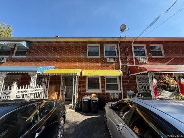 Single Family Clinton  Bronx, NY 10457, MLS-954995-21