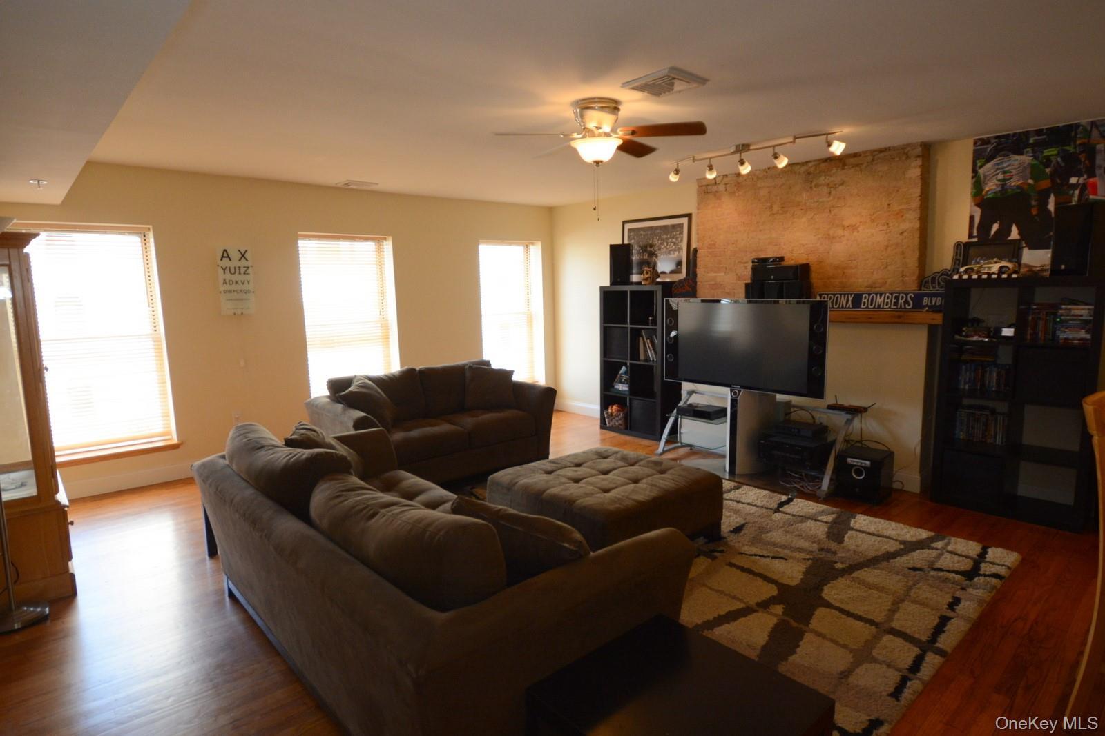 Single Family Main  Dutchess County, NY 12601, MLS-955036-12