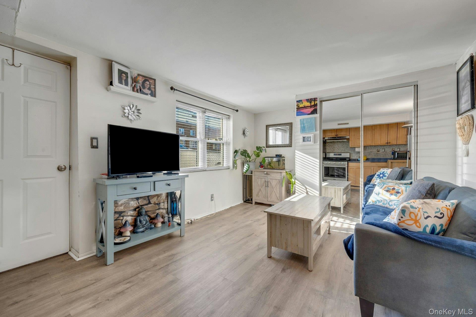 Single Family Revere  Bronx, NY 10465, MLS-955039-17