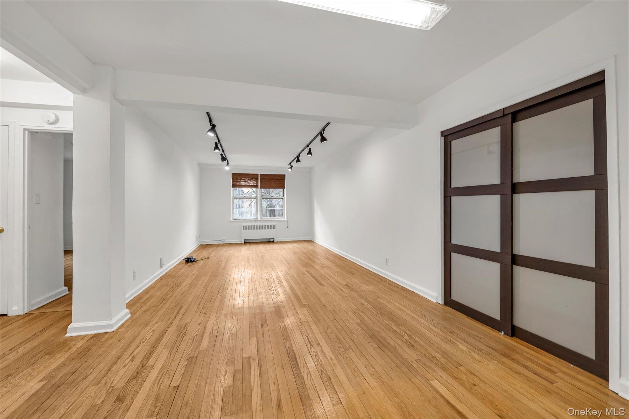 Coop Barnes Bronx, NY 10462, MLS-955055-4