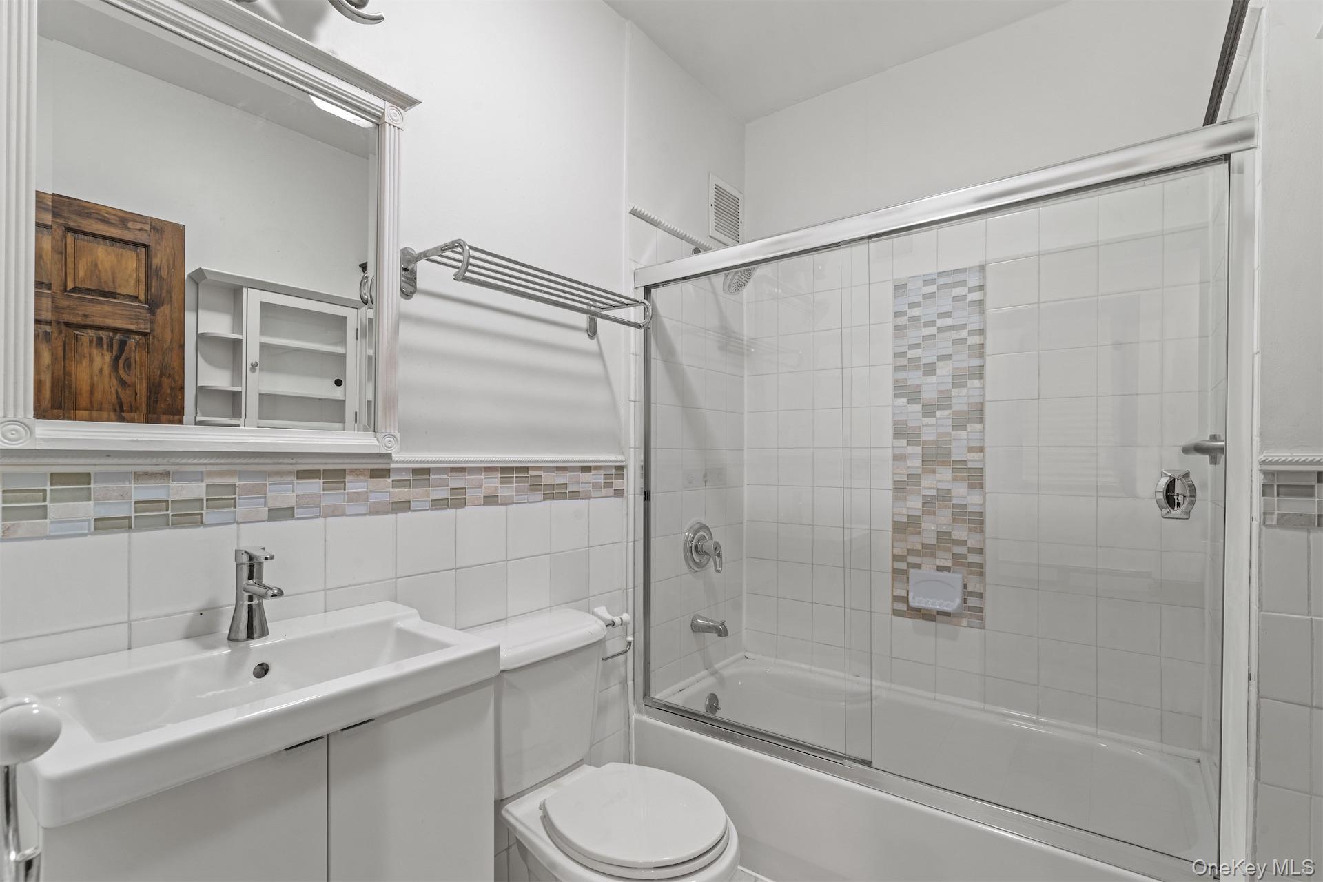 Single Family Decatur  Brooklyn, NY 11216, MLS-955075-26