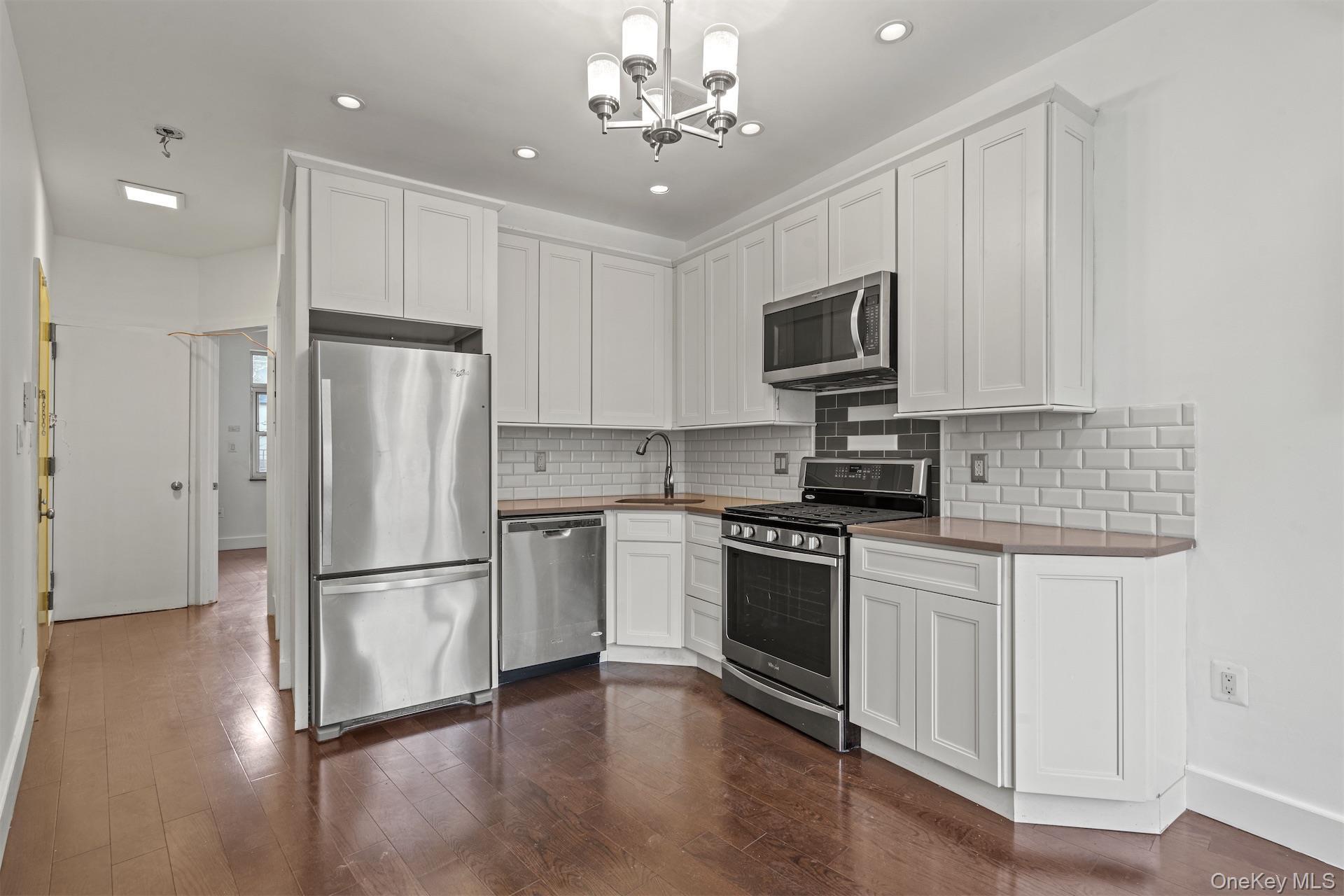 Single Family Decatur  Brooklyn, NY 11216, MLS-955075-37