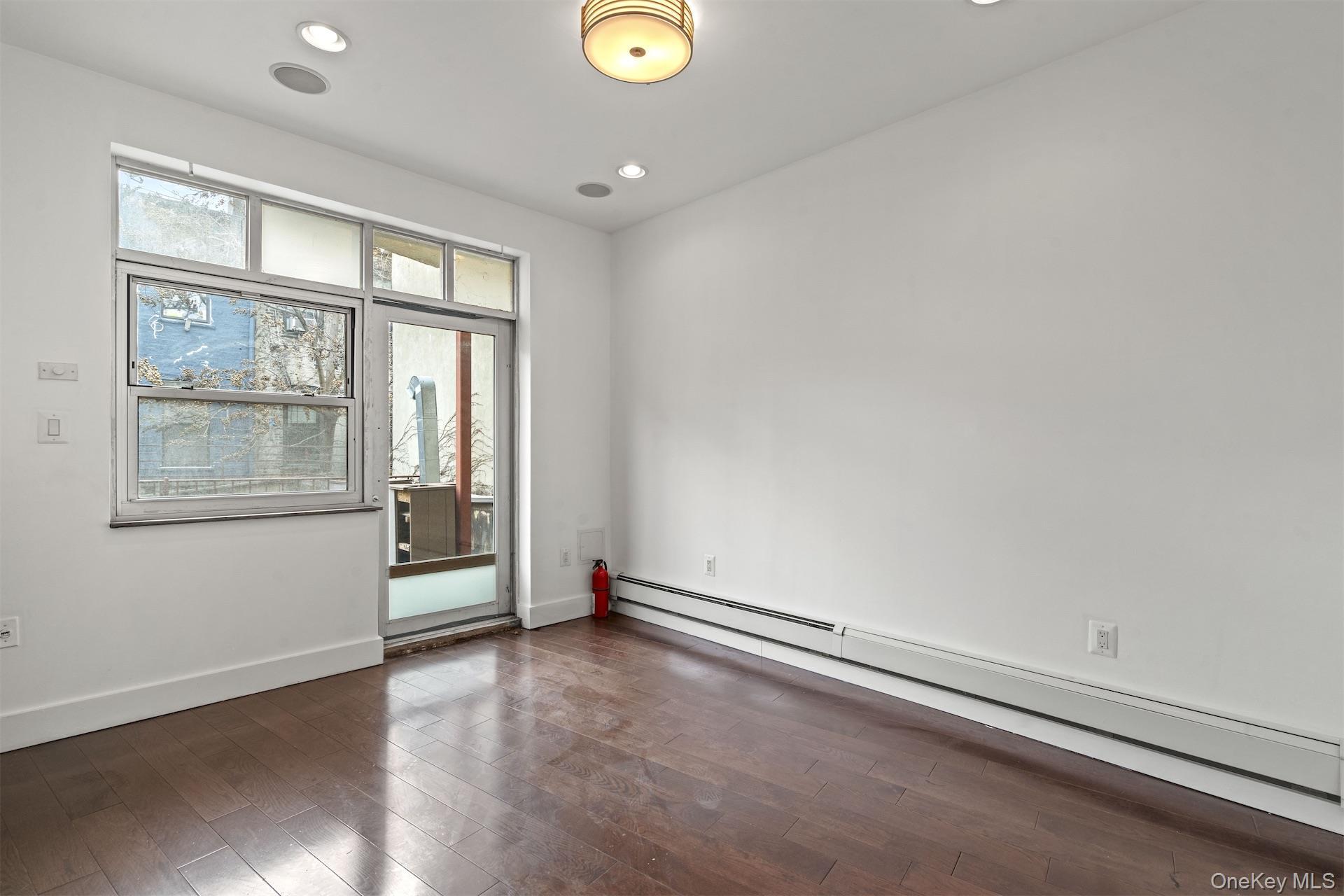 Single Family Decatur  Brooklyn, NY 11216, MLS-955075-39