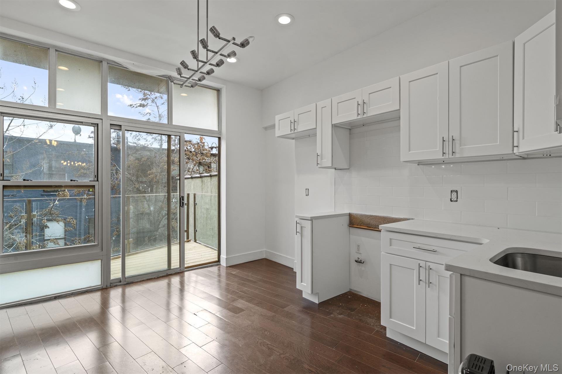 Single Family Decatur  Brooklyn, NY 11216, MLS-955075-45