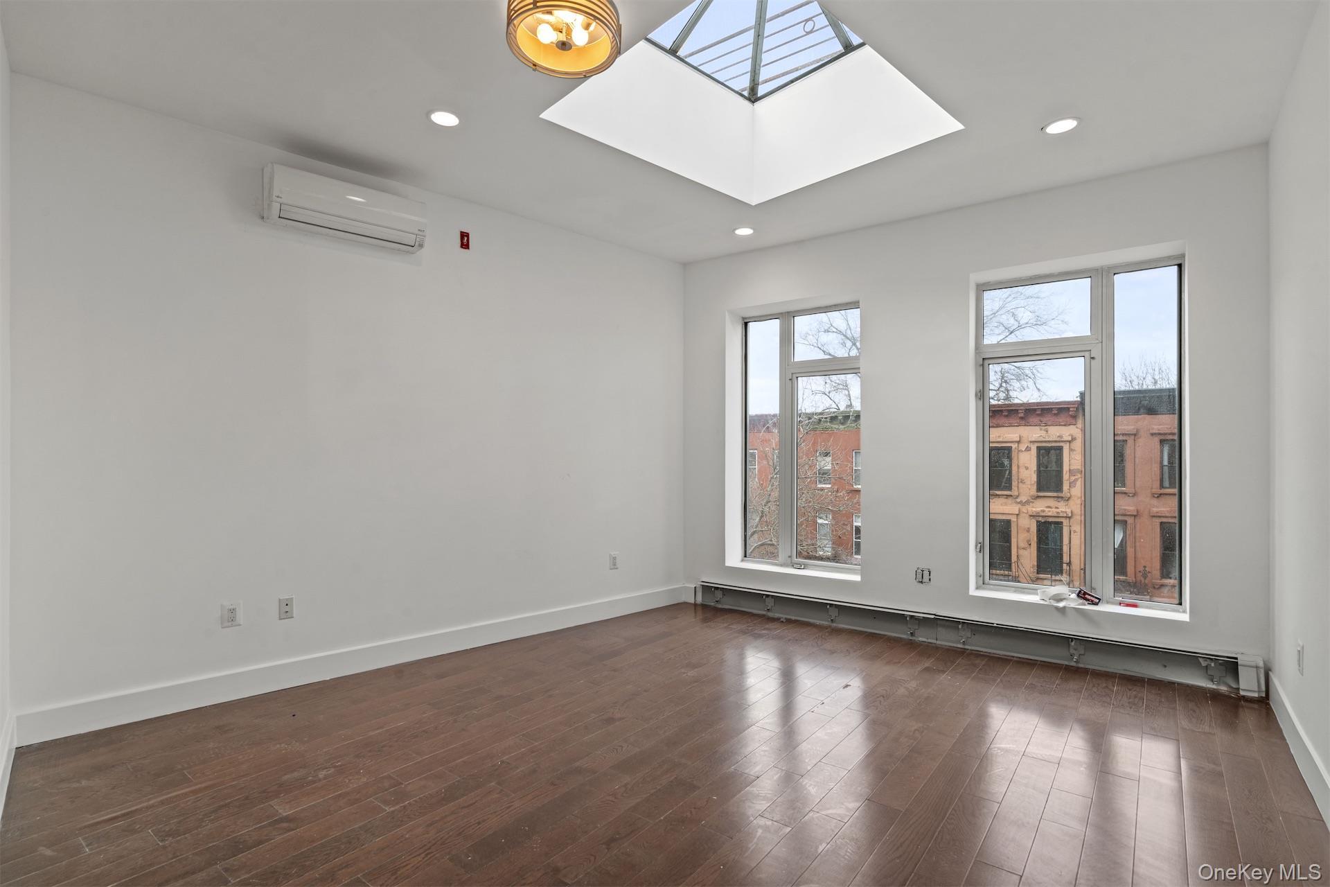 Single Family Decatur  Brooklyn, NY 11216, MLS-955075-47