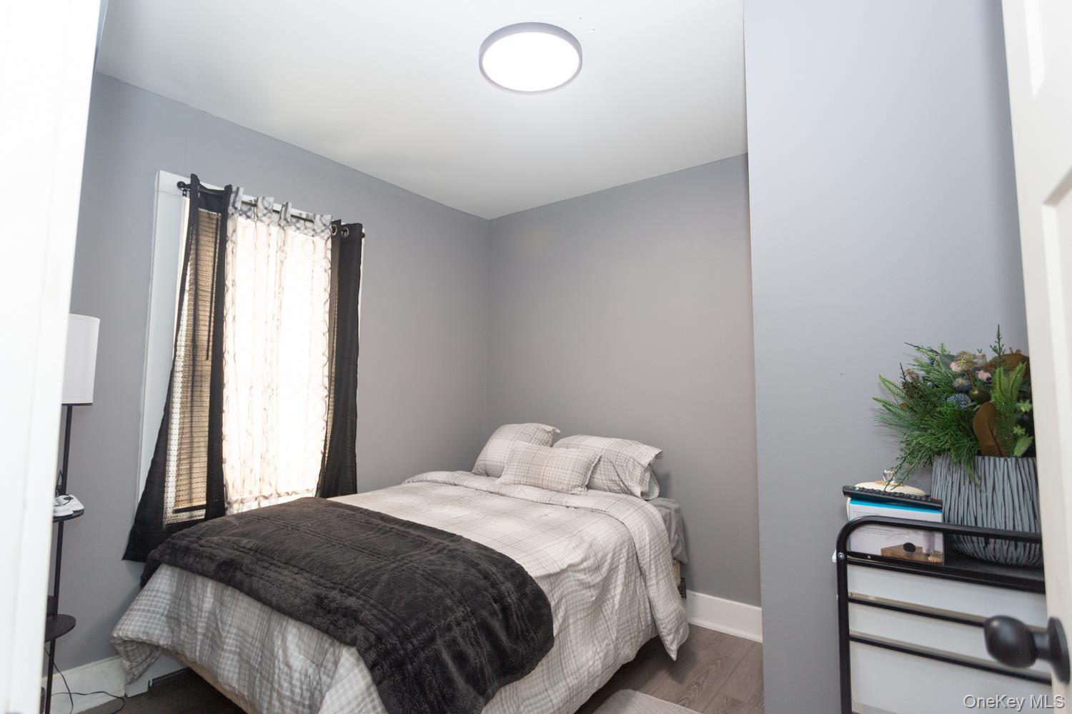 Single Family Walnut Suffolk County, NY 11798, MLS-955111-12