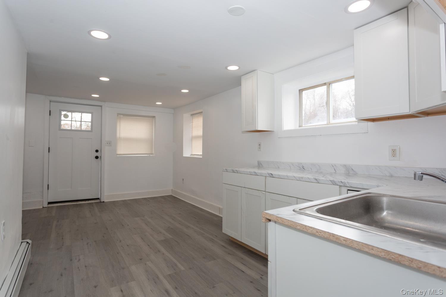 Single Family Walnut Suffolk County, NY 11798, MLS-955111-16