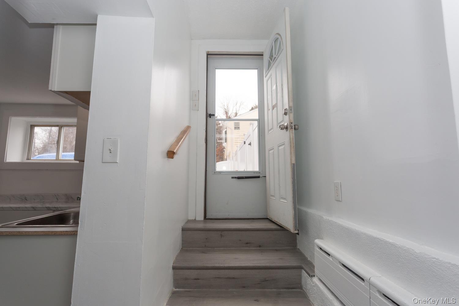 Single Family Walnut Suffolk County, NY 11798, MLS-955111-17