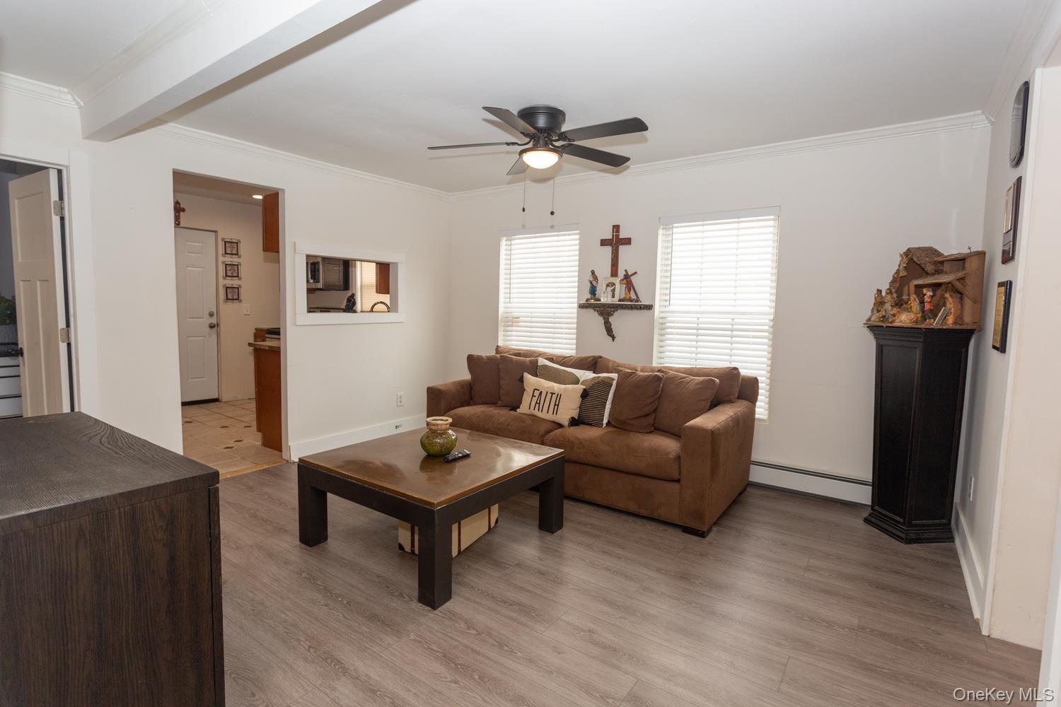 Single Family Walnut Suffolk County, NY 11798, MLS-955111-3