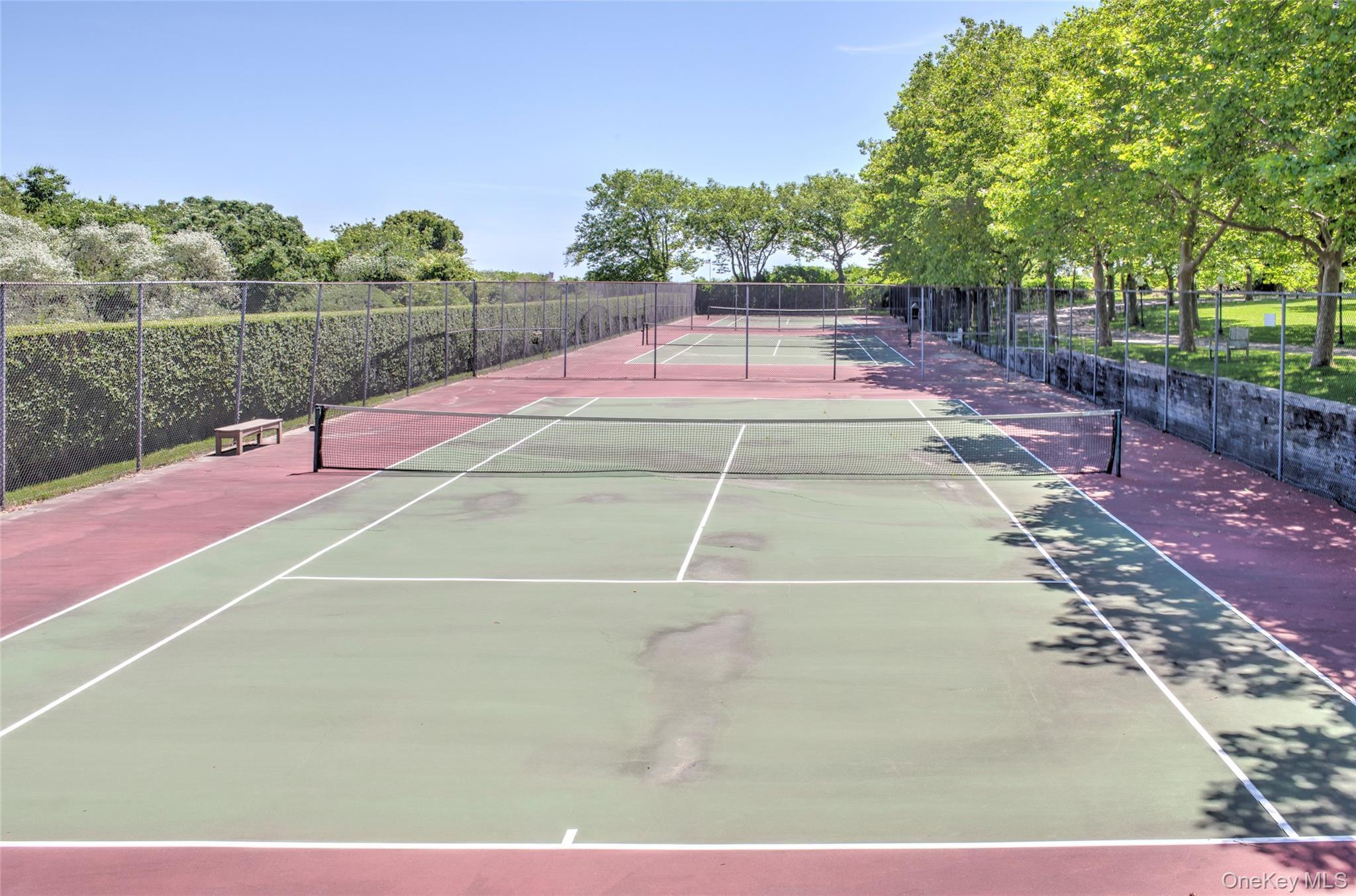 Condo Edgemere Suffolk County, NY 11954, MLS-955114-13