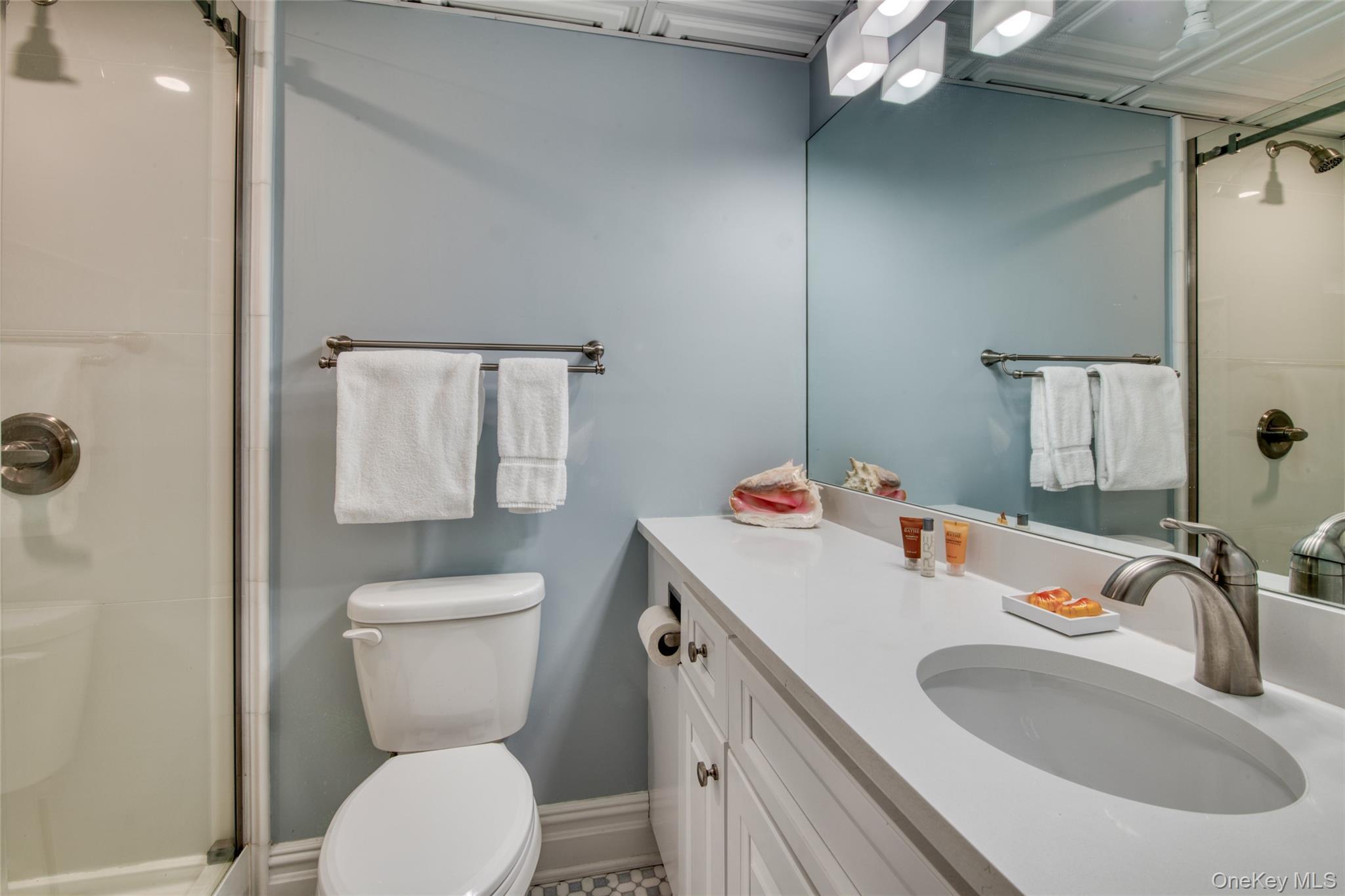 Condo Edgemere Suffolk County, NY 11954, MLS-955114-8