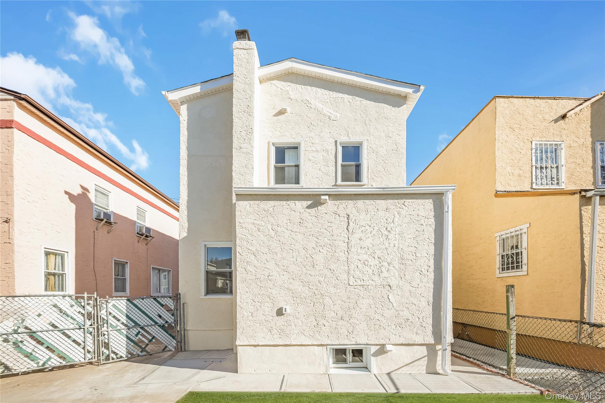 Single Family 234th  Queens, NY 11422, MLS-955130-36