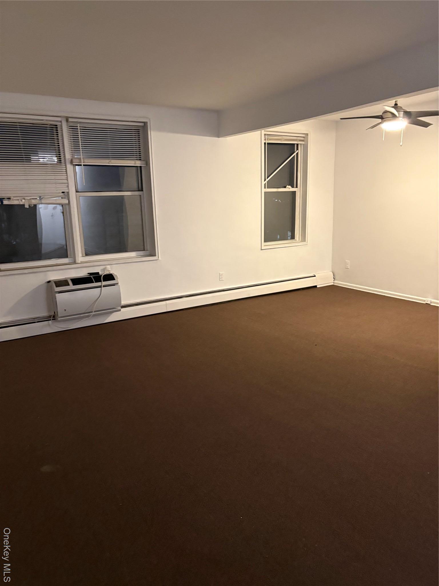 Apartment Cross Island Pkwy  Queens, NY 11357, MLS-955159-4