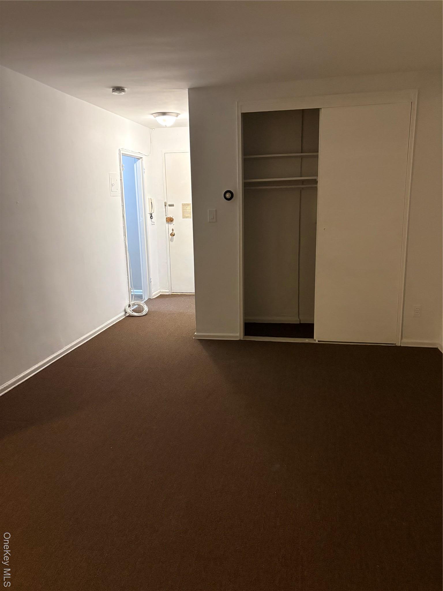 Apartment Cross Island Pkwy  Queens, NY 11357, MLS-955159-5