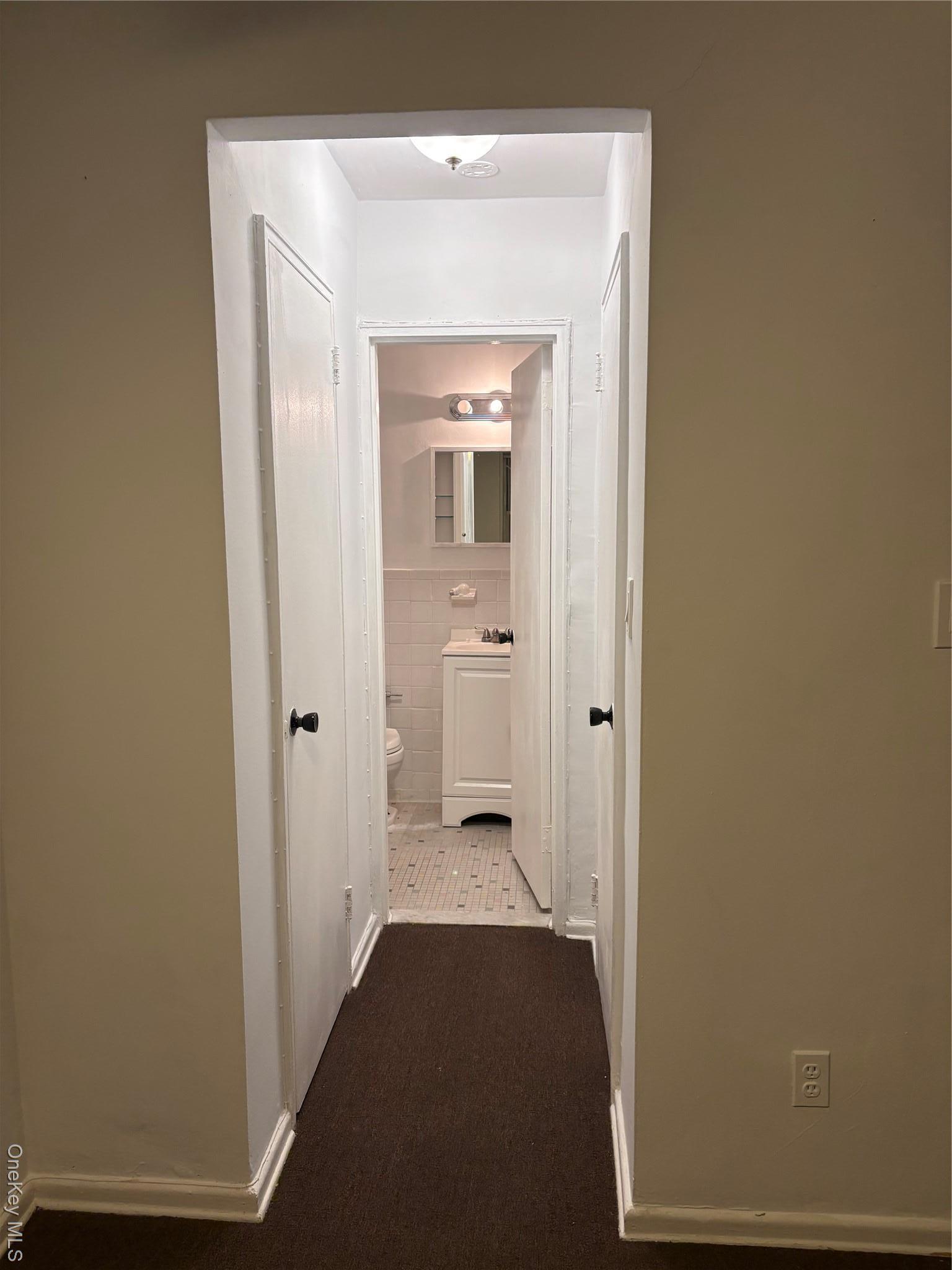 Apartment Cross Island Pkwy  Queens, NY 11357, MLS-955159-6