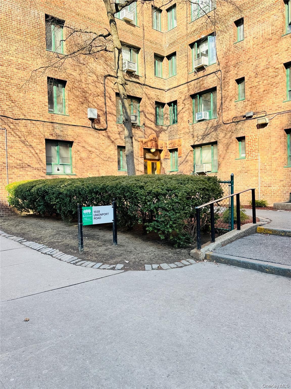 Condo Unionport Bronx, NY 10462, MLS-955192-12