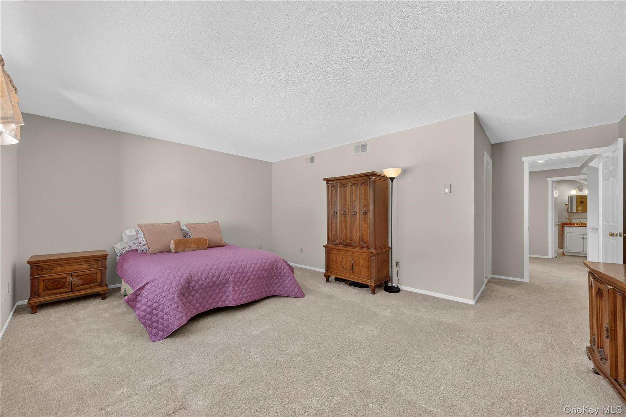 Condo Heritage  Westchester County, NY 10589, MLS-955232-17