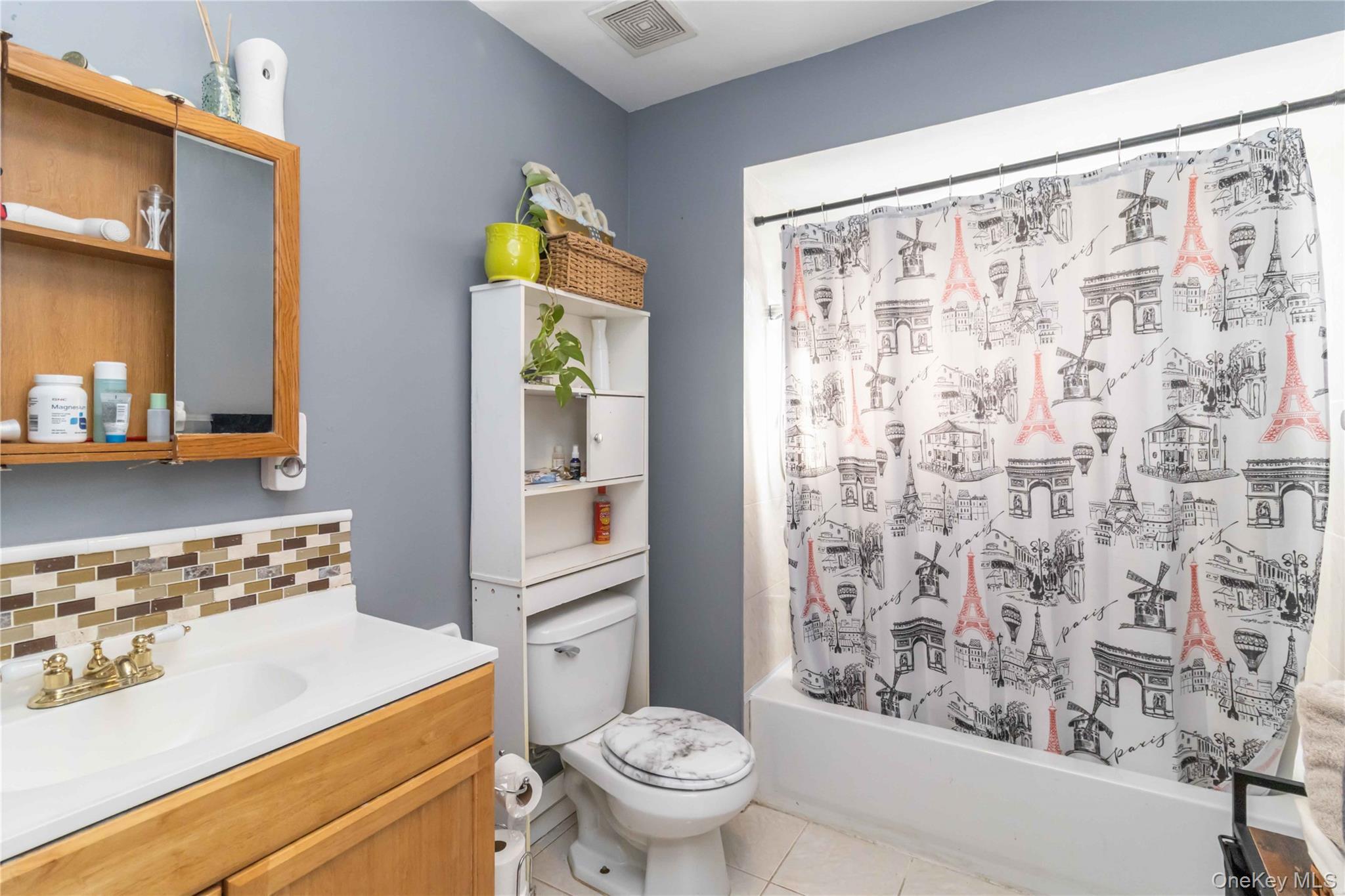 Single Family South  Staten Island, NY 10310, MLS-955250-18