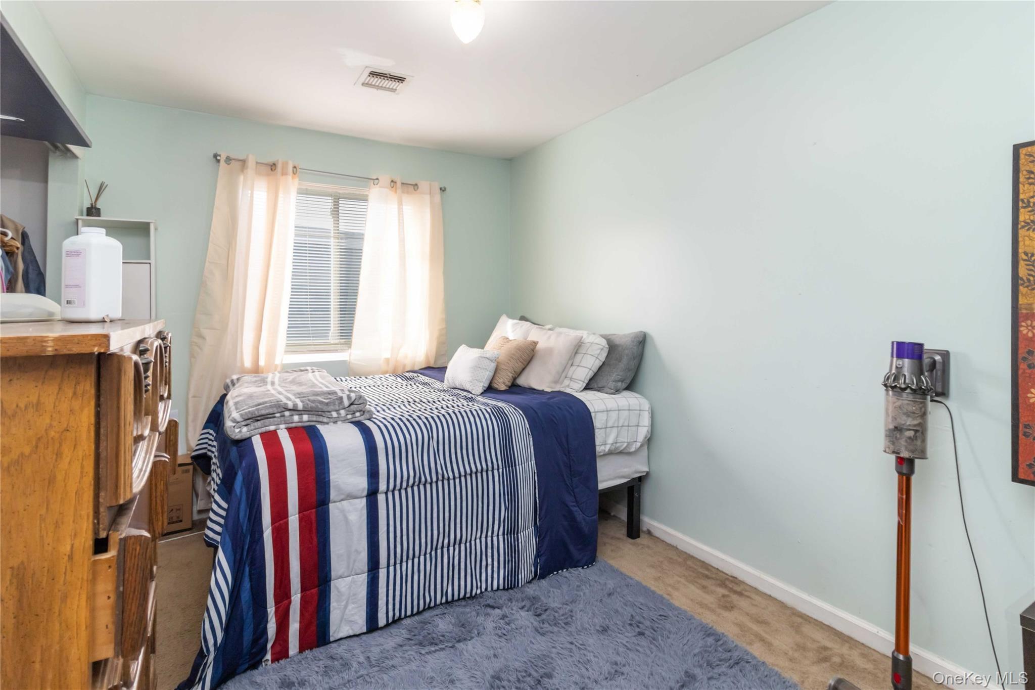 Single Family South  Staten Island, NY 10310, MLS-955250-20