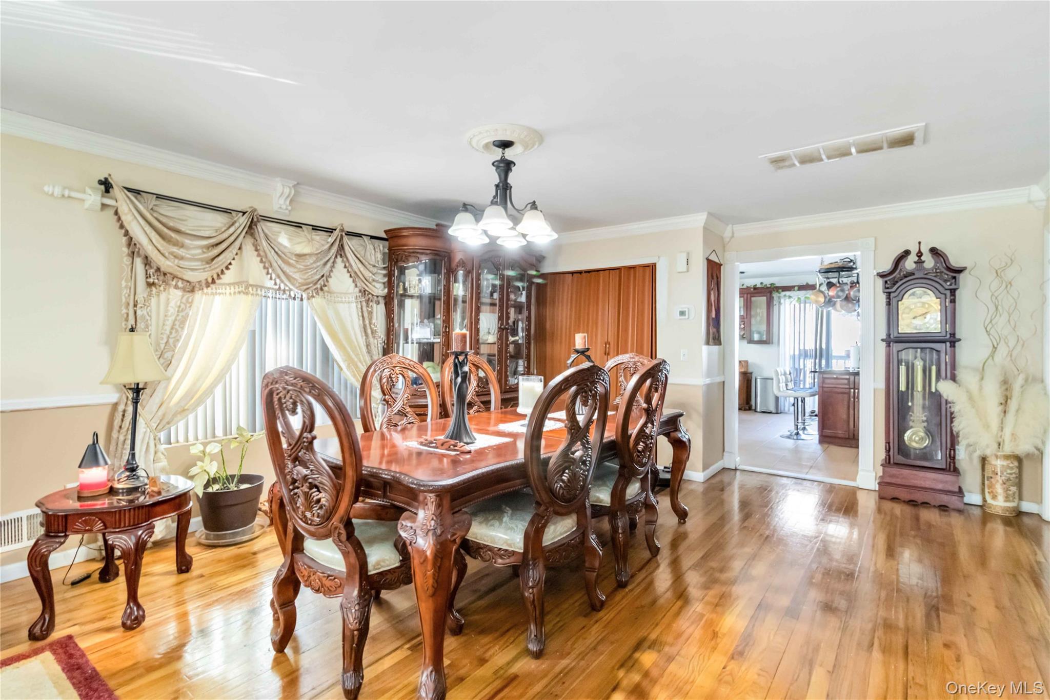 Single Family South  Staten Island, NY 10310, MLS-955250-7