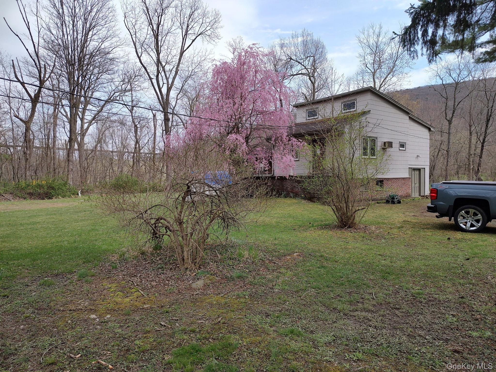 Single Family Orrs Mills  Orange County, NY 12577, MLS-955258-22