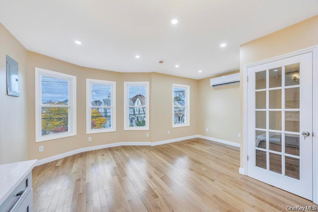 Single Family 135th  Queens, NY 11419, MLS-955259-11