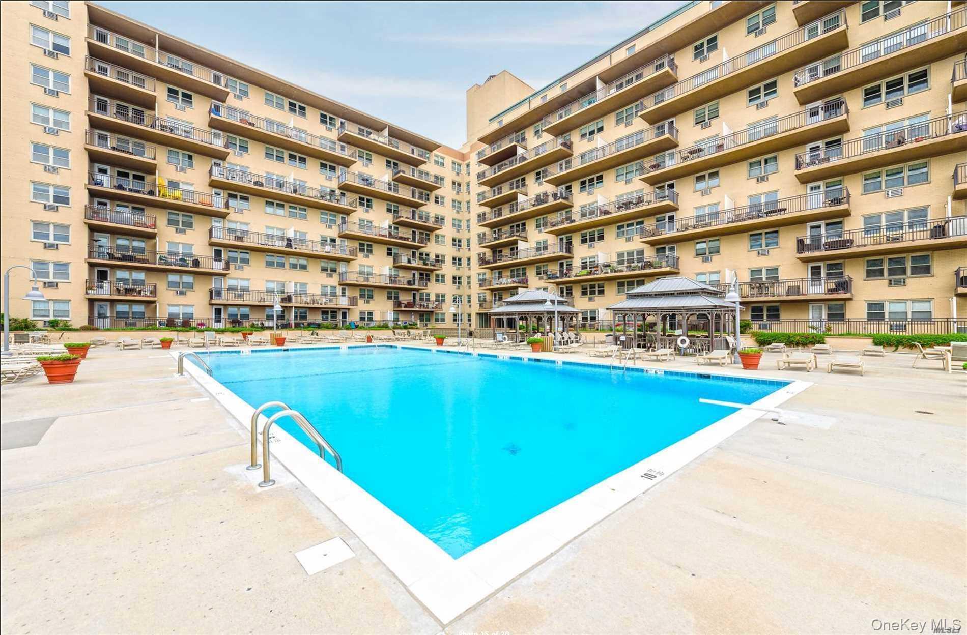 Coop Neptune Nassau County, NY 11561, MLS-955282-15