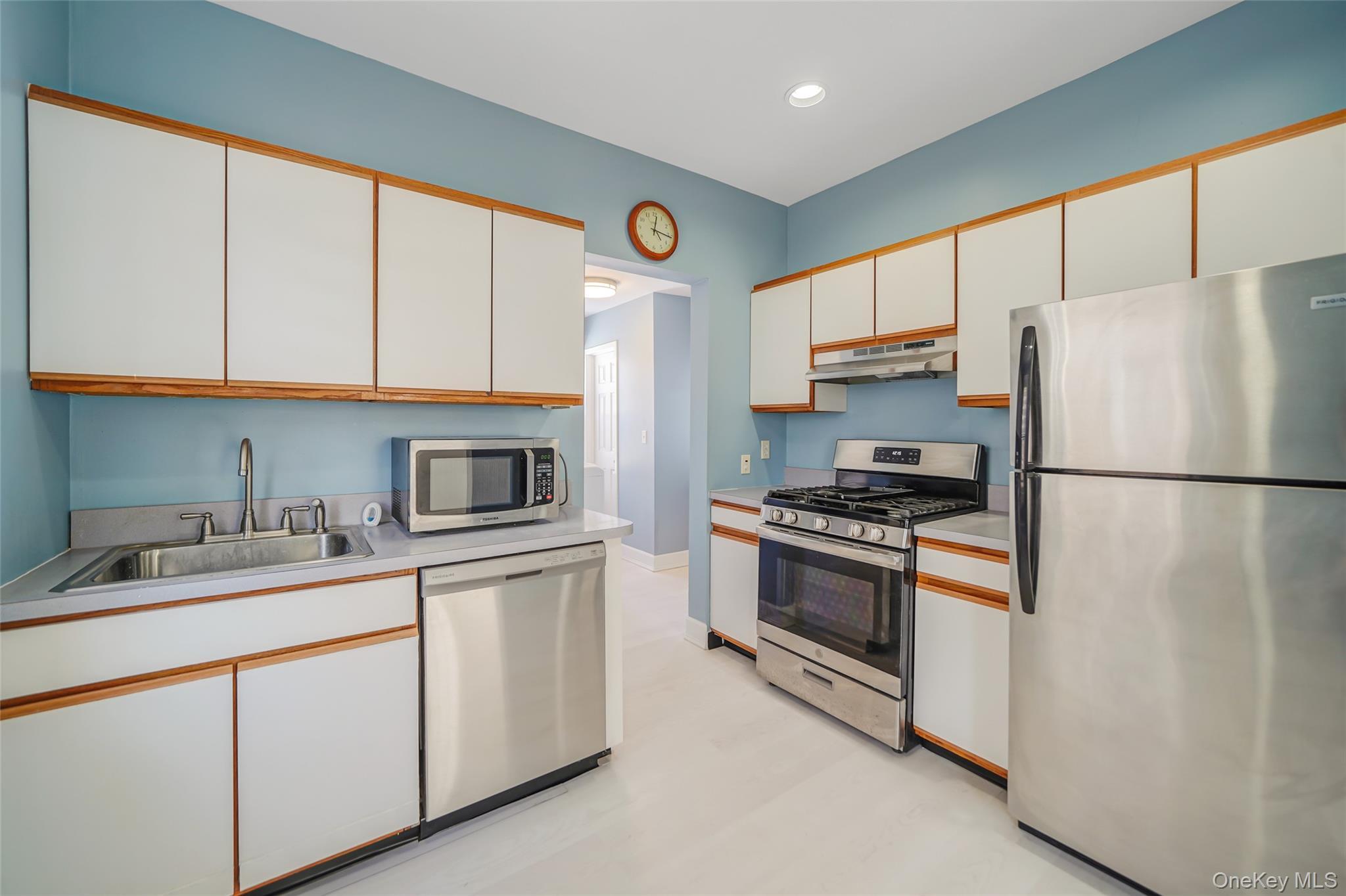 Single Family Richard  Suffolk County, NY 11752, MLS-955316-17