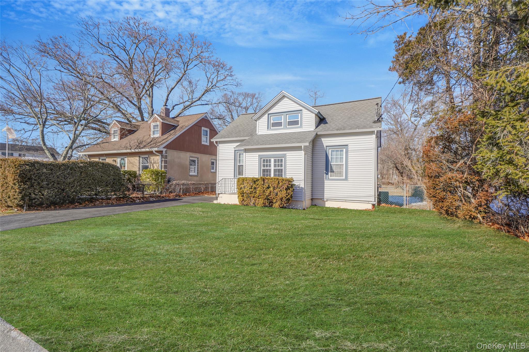 Single Family Richard  Suffolk County, NY 11752, MLS-955316-2