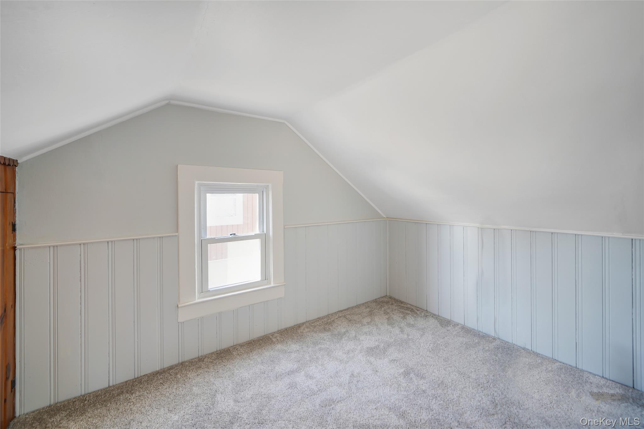 Single Family Richard  Suffolk County, NY 11752, MLS-955316-27