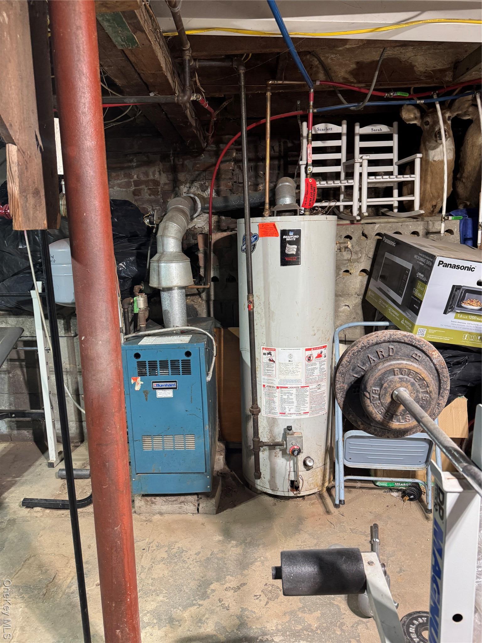 Single Family 2nd  Suffolk County, NY 11706, MLS-955327-14