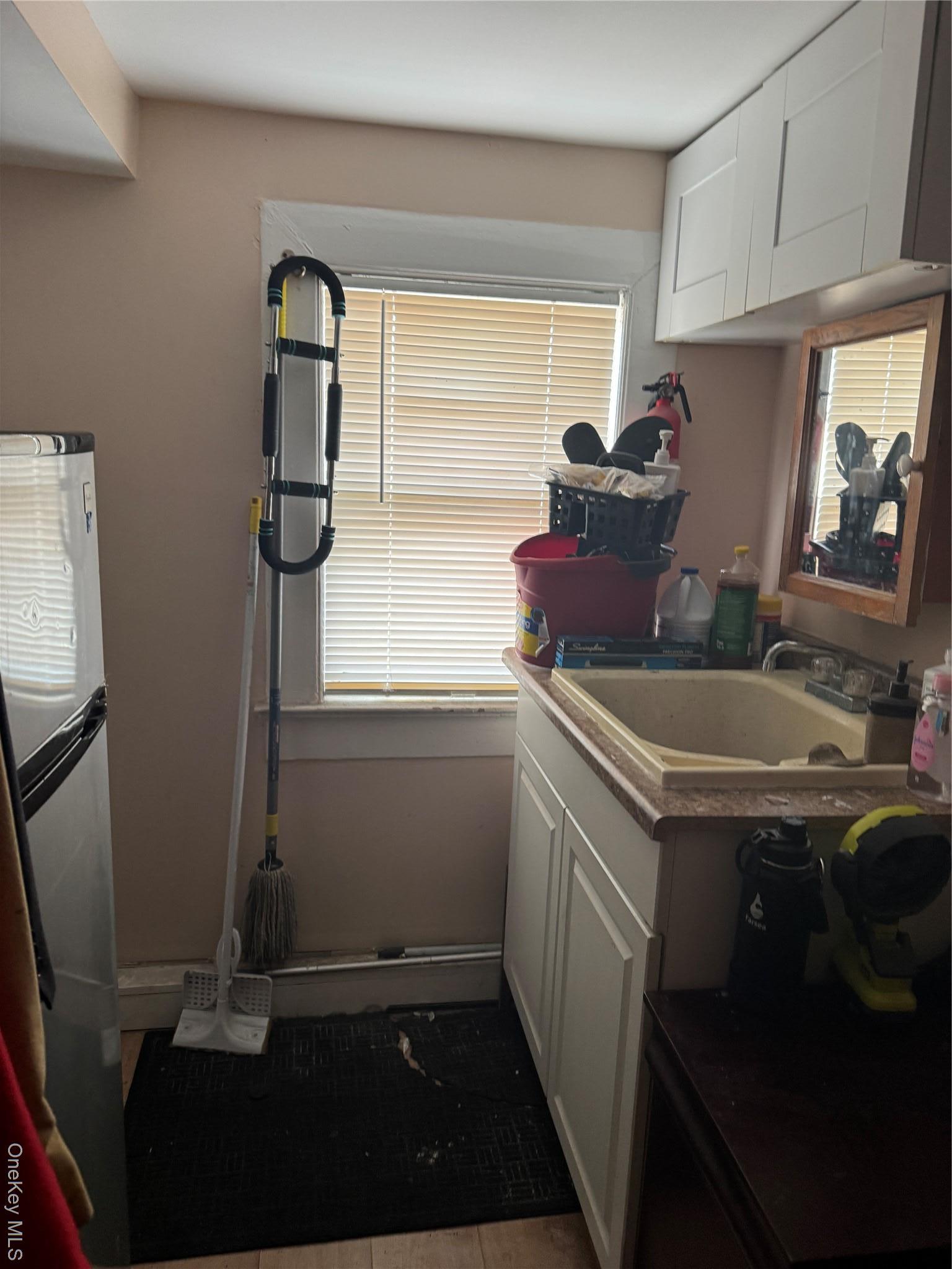 Single Family 2nd  Suffolk County, NY 11706, MLS-955327-15