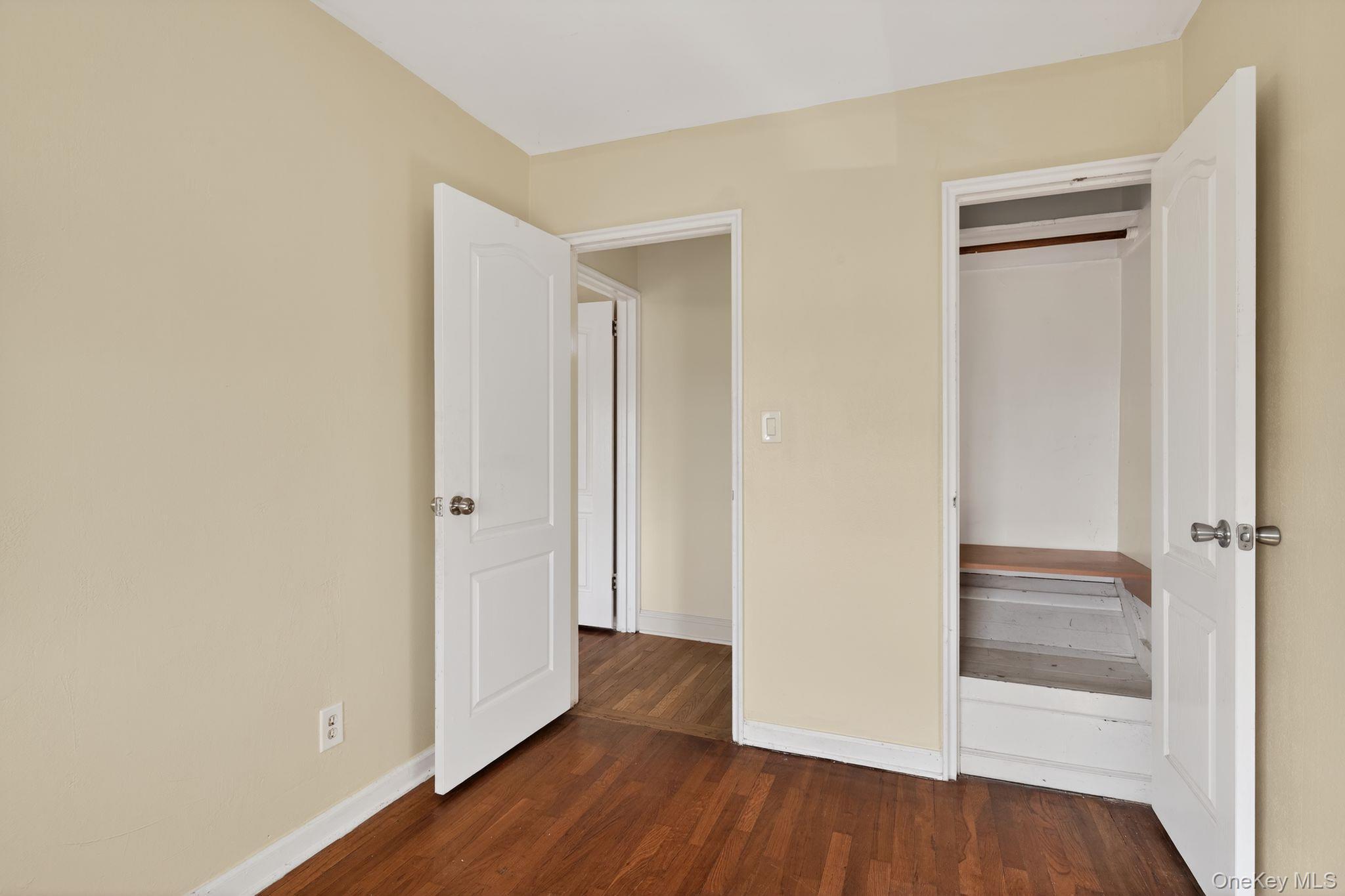 Single Family Wilder  Bronx, NY 10470, MLS-955349-16