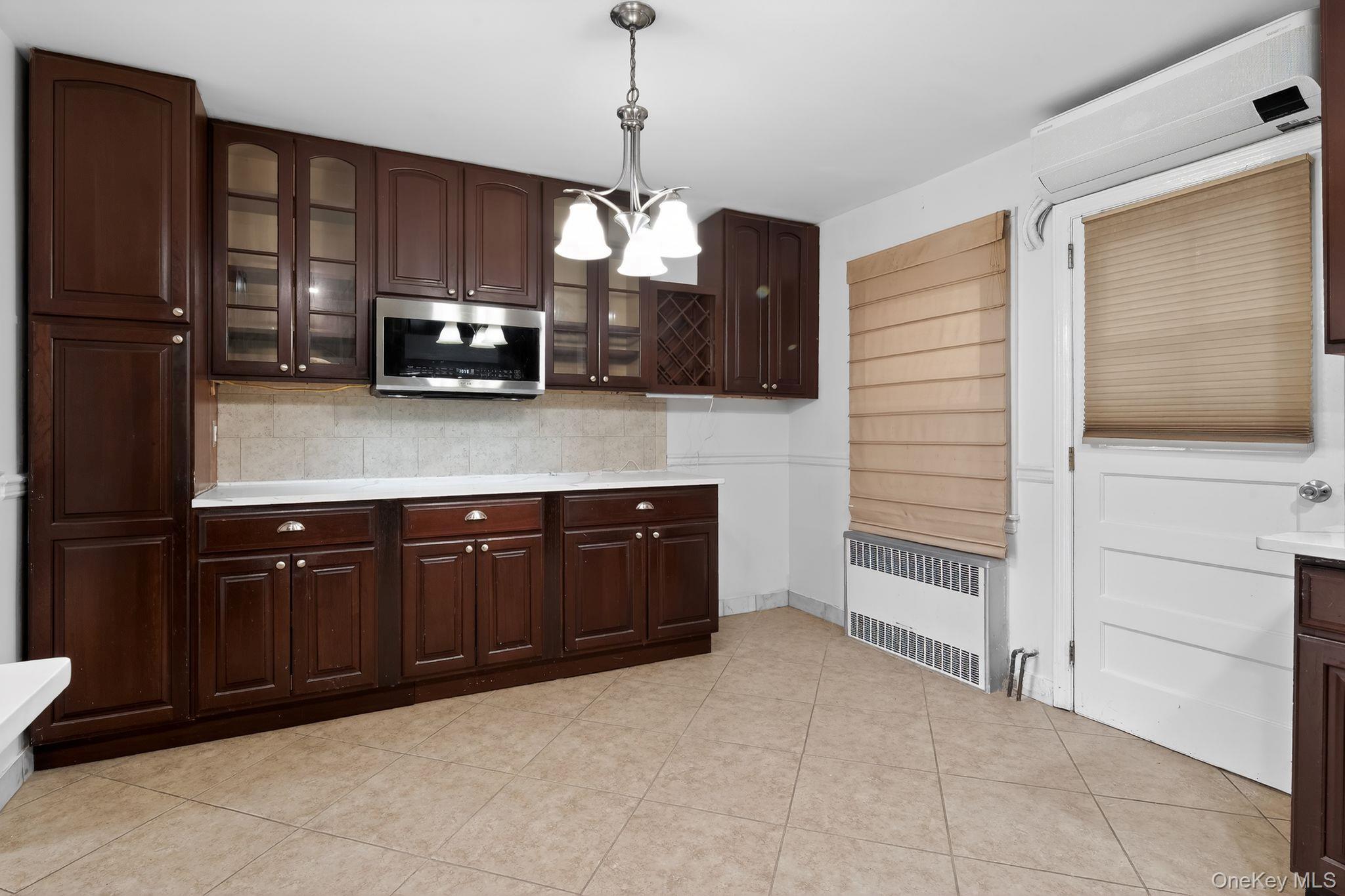 Single Family Wilder  Bronx, NY 10470, MLS-955349-9